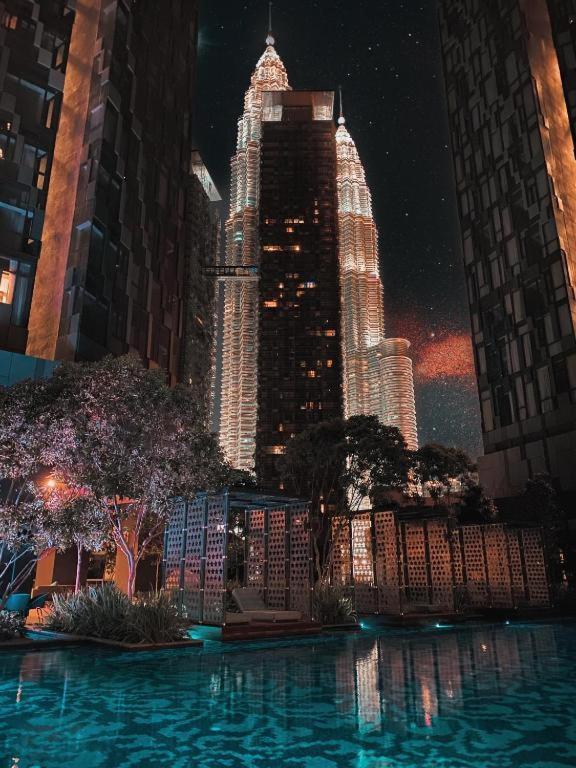 Star Holiday Sky Pool Klcc Kuala Lumpur Bagian luar foto