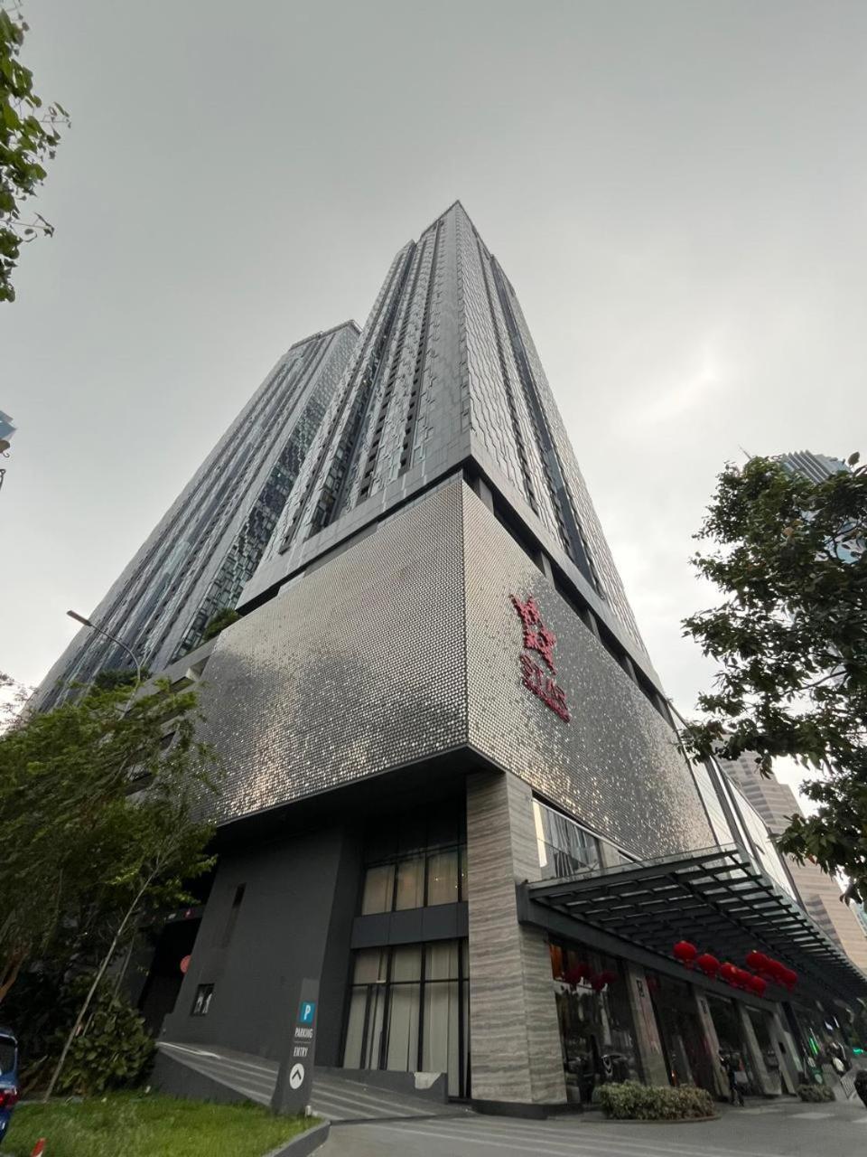 Star Holiday Sky Pool Klcc Kuala Lumpur Bagian luar foto